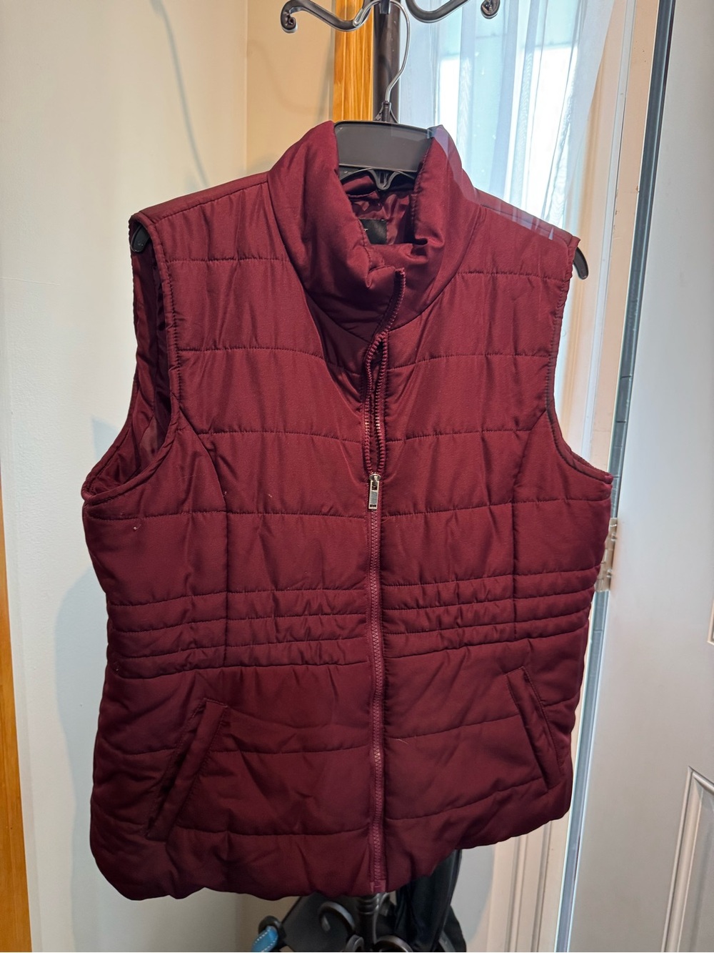 New York & Company Quilted Sleeveless Vest - Wine